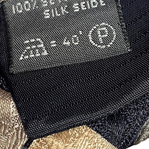 ERMENEGILDO Zegna Geometric Print Silk Tie - Picture 6 of 7